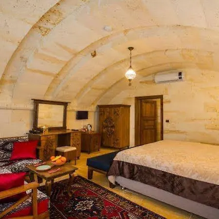 Lucky Cave Cappadocia 3* גורמה