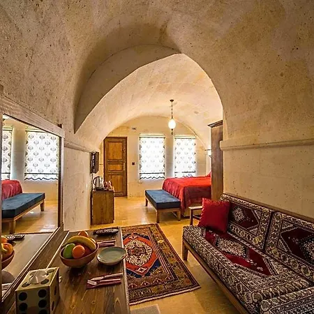 Lucky Cave Cappadocia Hotel 3*